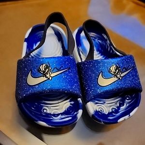 Infant nike slides